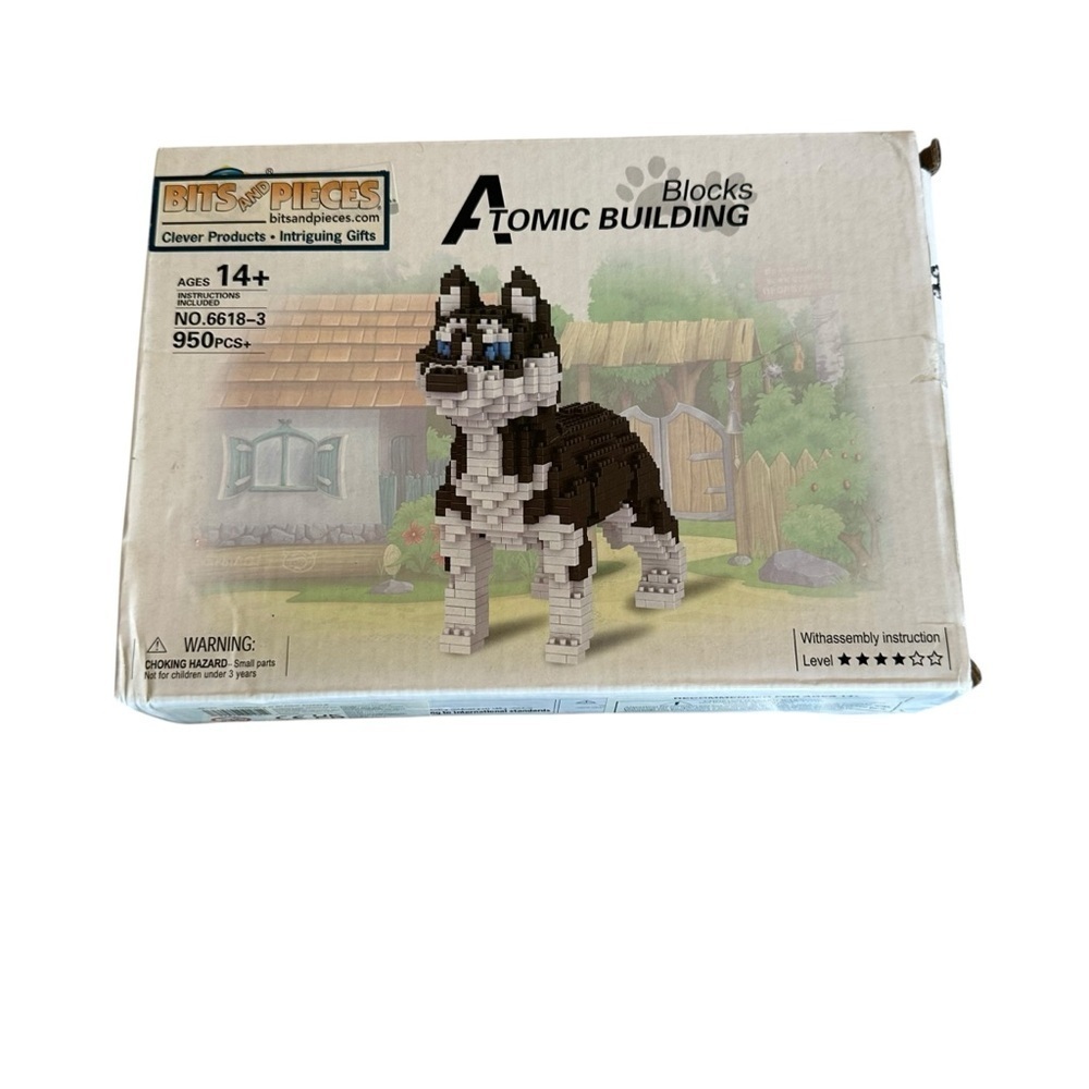 Bits and Pieces Atomic Building Blocks - Husky Dog